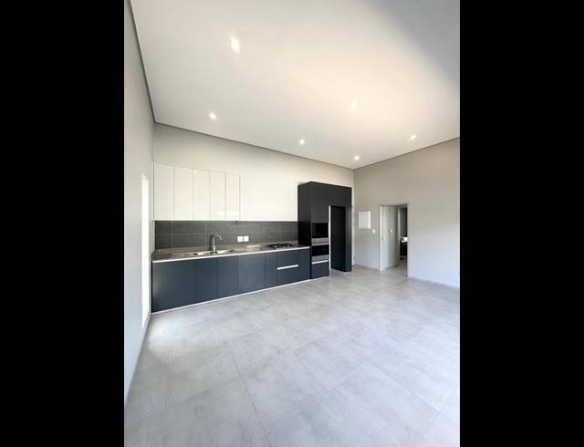 1 BEDROOM APARTMENT FOR SALE IN MENLO PARK